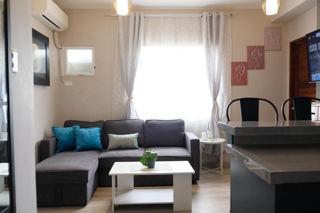 2-Bedroom Boutique City Condo - Newly Renovated! Cebu Exterior photo