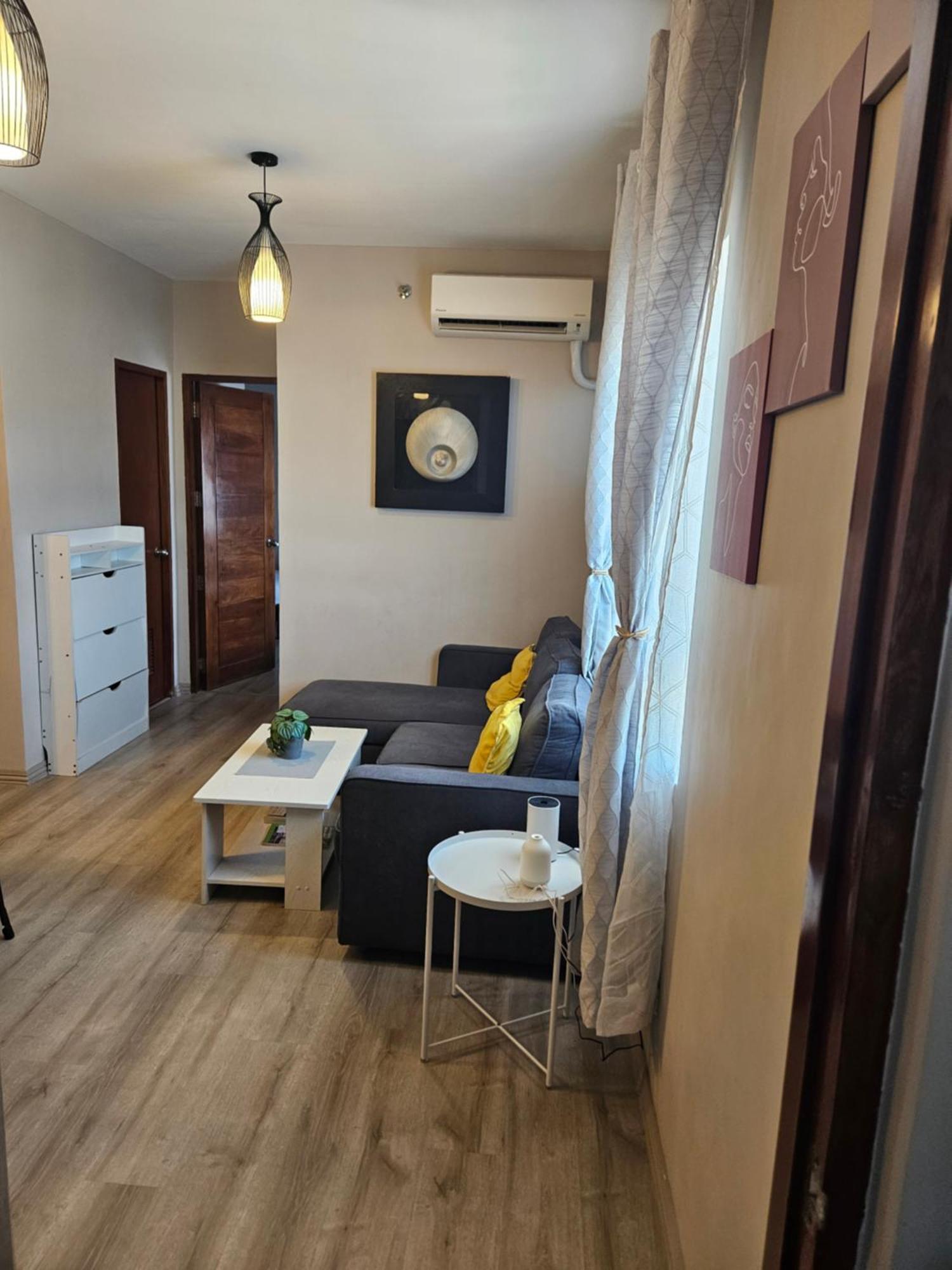 2-Bedroom Boutique City Condo - Newly Renovated! Cebu Exterior photo