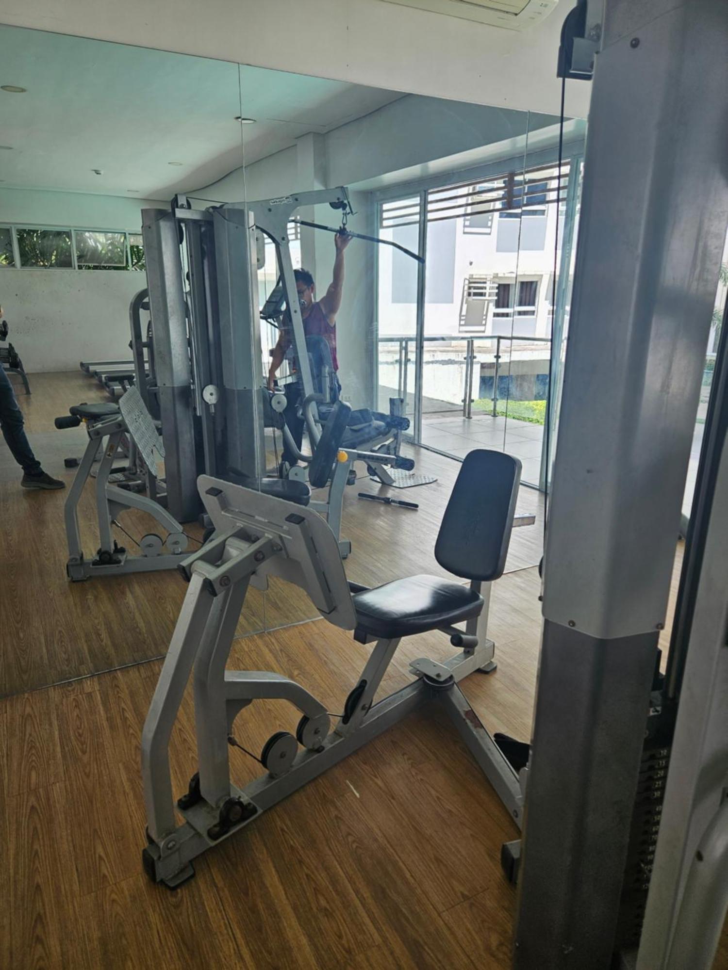 2-Bedroom Boutique City Condo - Newly Renovated! Cebu Exterior photo